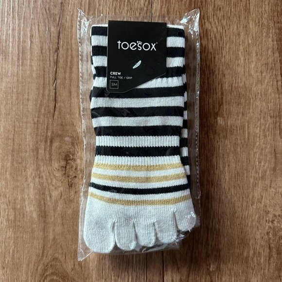 Toesox Full Toe Grip Socks Pilates Scrunch Knee Crew Low Rise Bundle Size SM - Picture 7 of 8